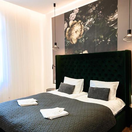 Luxury Apartments Laborca Uschhorod Exterior foto