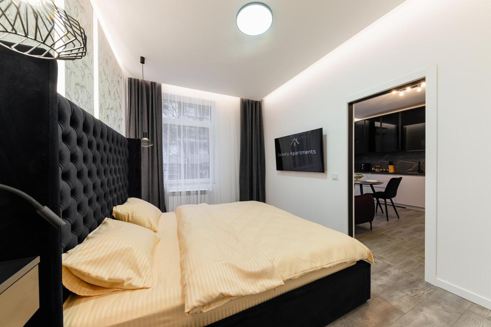 Luxury Apartments Laborca Uschhorod Exterior foto