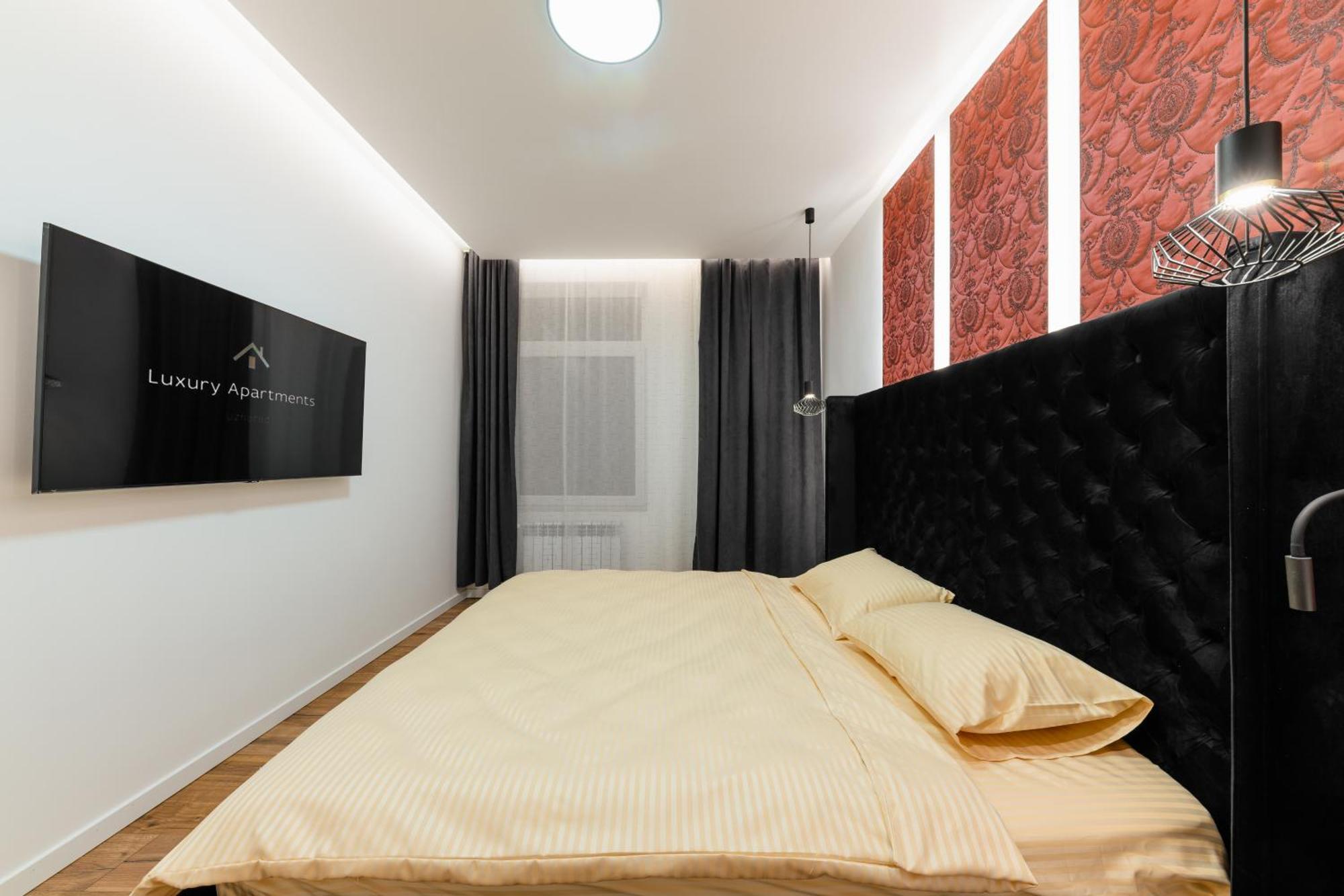 Luxury Apartments Laborca Uschhorod Exterior foto